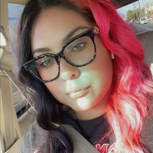 Meet your Posher, Michelle